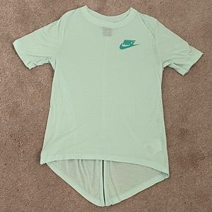 Nike tee
